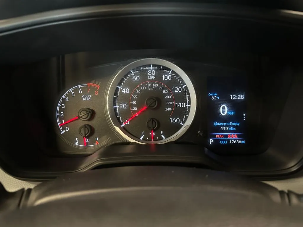 Toyota Corolla photo 10