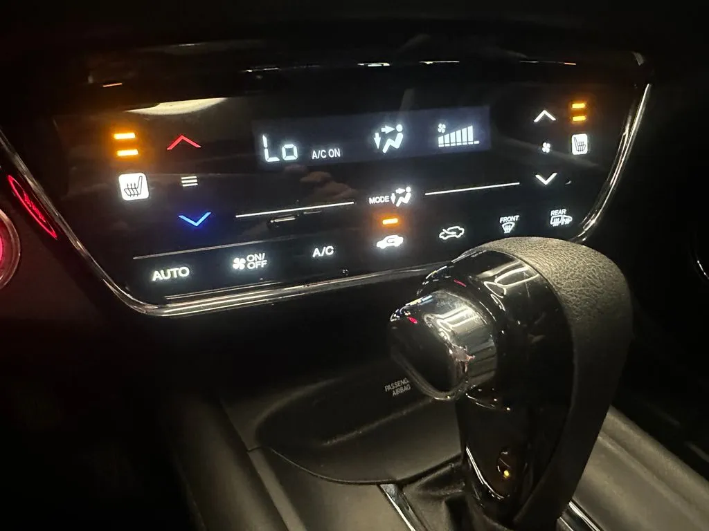 Honda HR-V photo 15