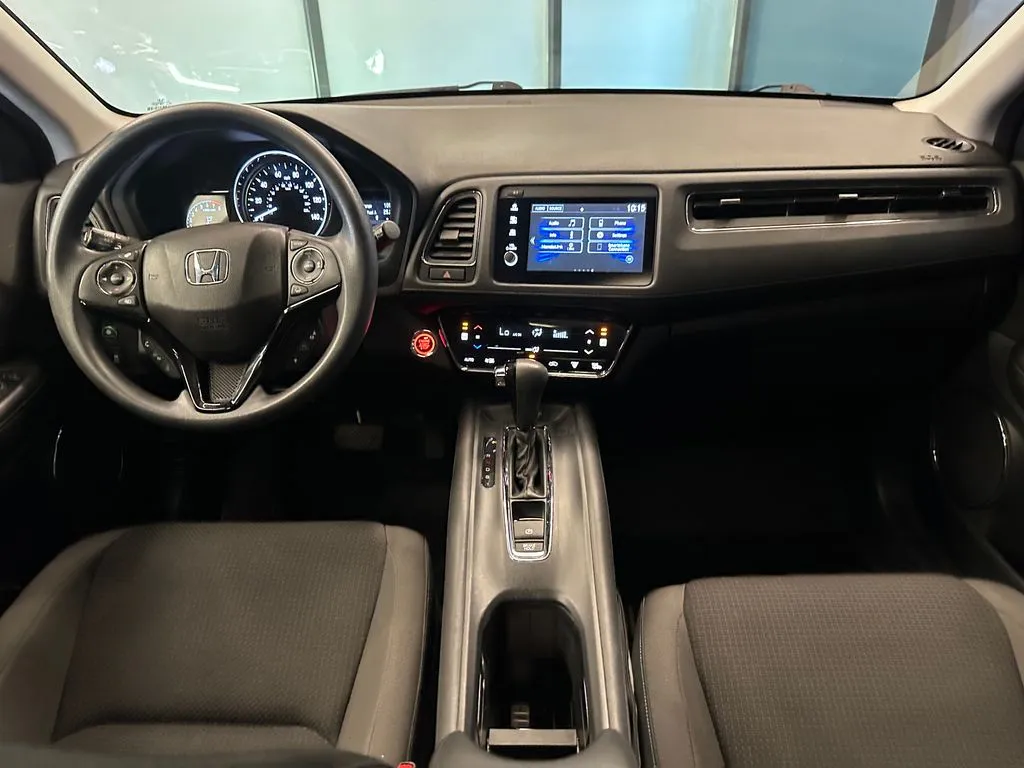 Honda HR-V photo 9