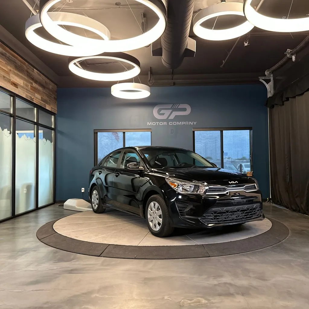 2023 Kia Rio S iVT's photo