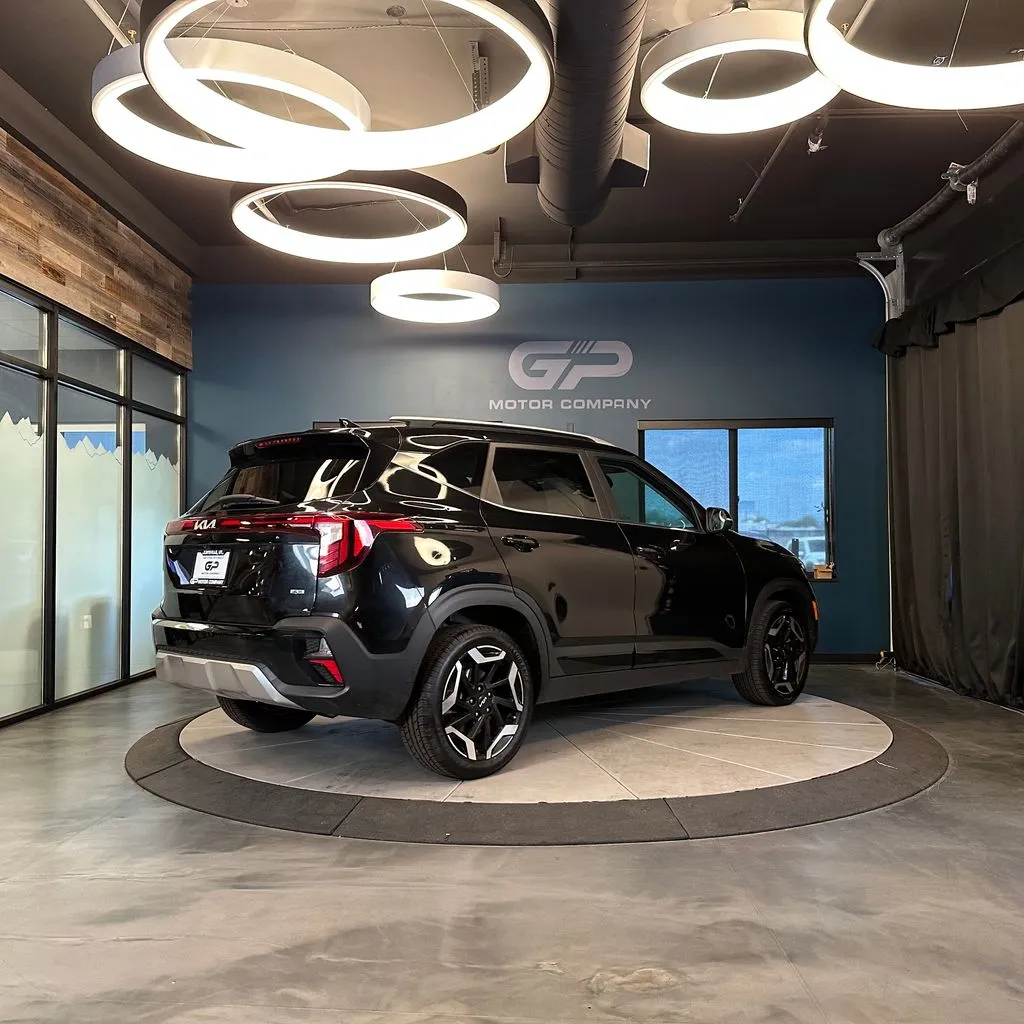 Kia Seltos photo 3