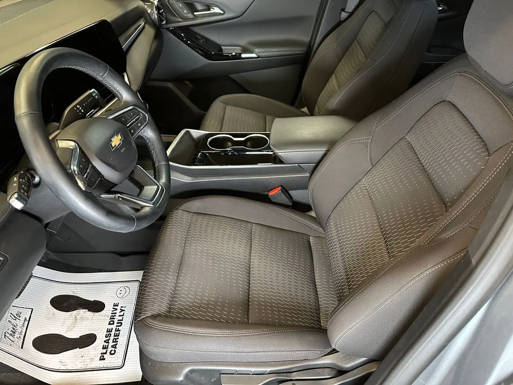 Chevrolet Equinox photo 21