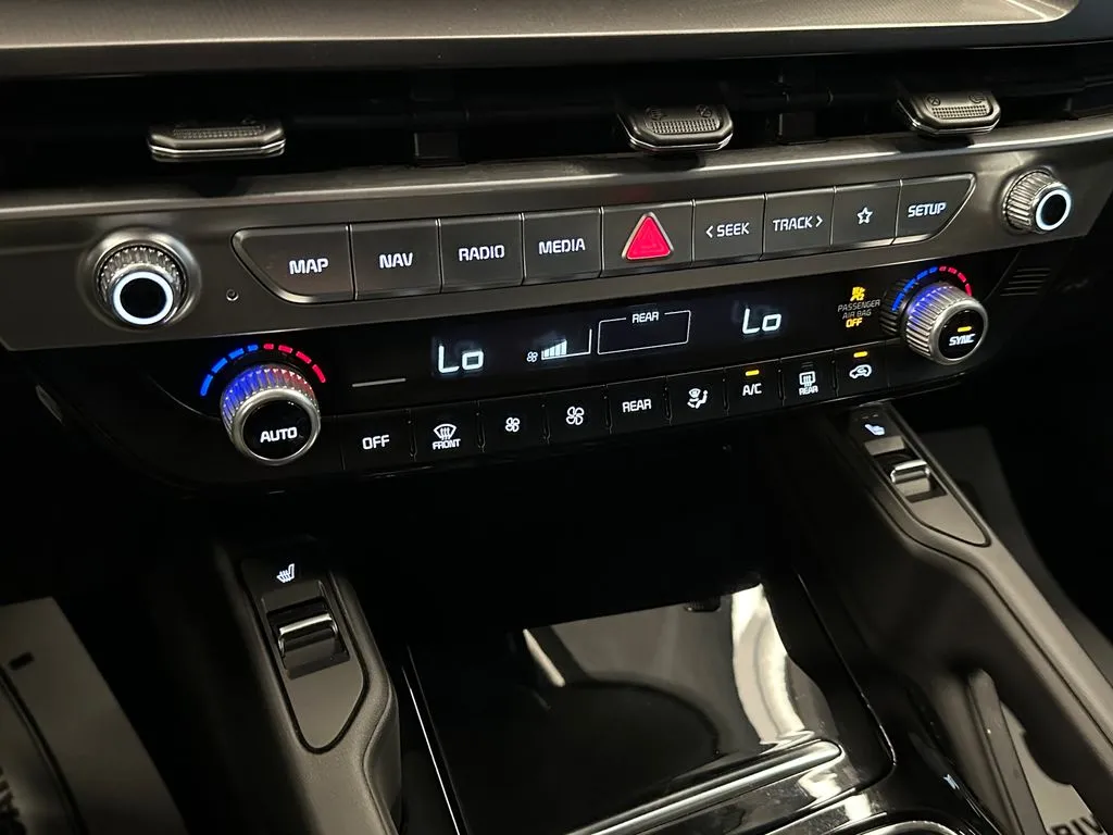 Kia Telluride photo 16