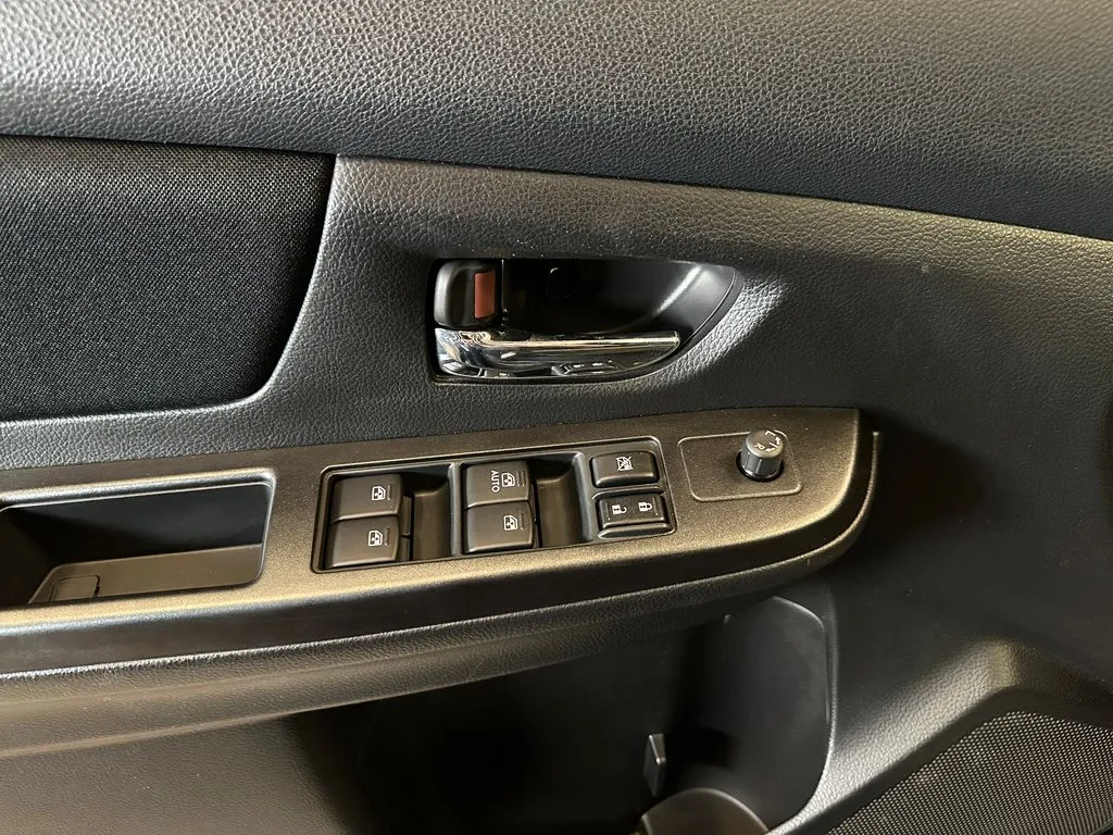 Subaru Impreza photo 17