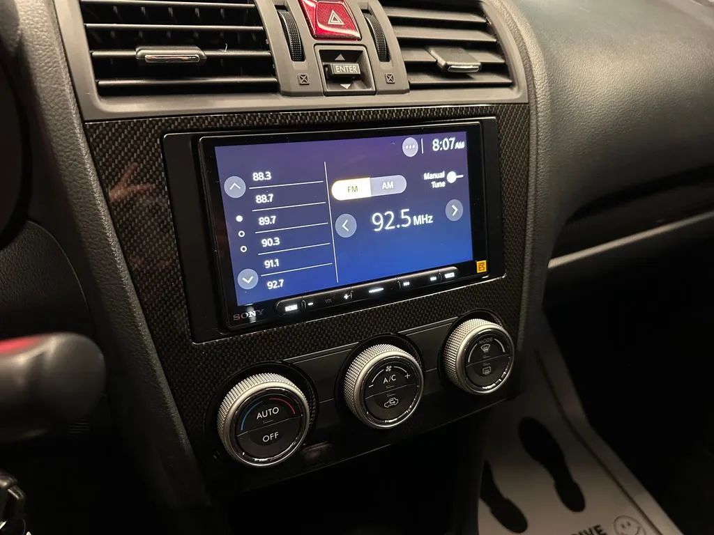 Subaru Impreza photo 12