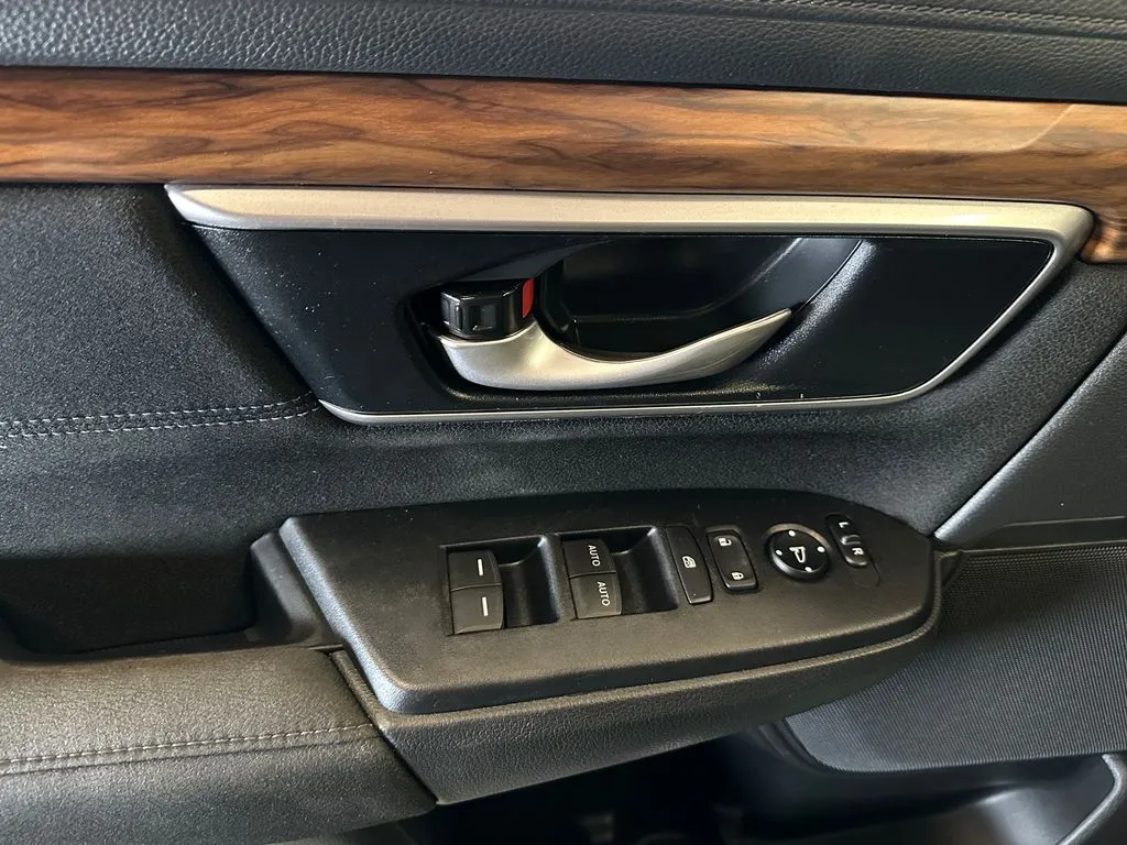 Honda CR-V photo 16