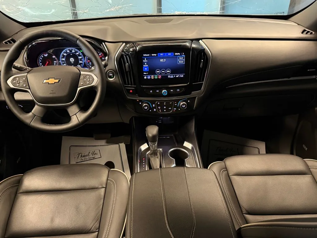 Chevrolet Traverse photo 9