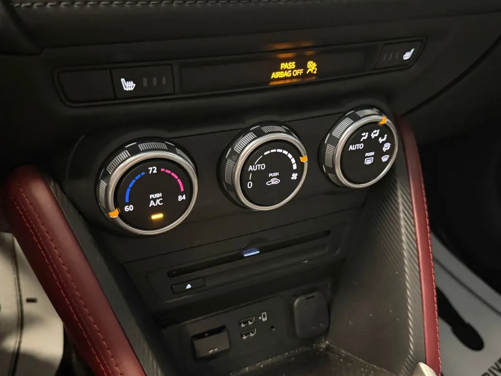Mazda CX-3 photo 15