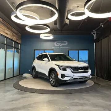 White 2023 Kia Seltos EX for sale in Kaysville, UT