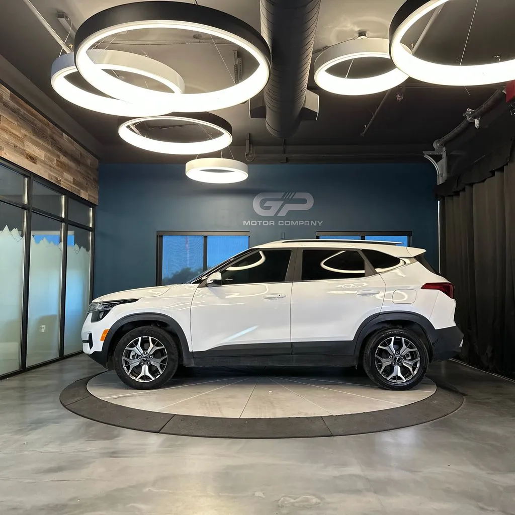 Kia Seltos photo 6