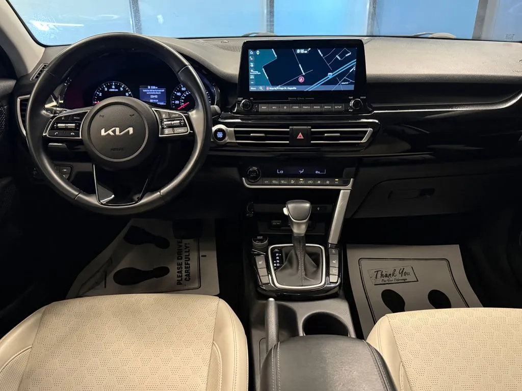 Kia Seltos photo 9