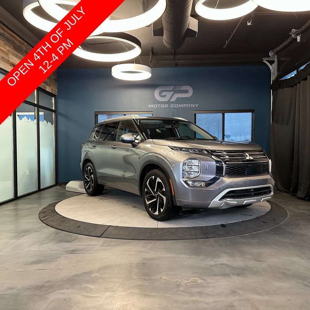 2022 Mitsubishi Outlander SEL Special Edition S-AWC's photo