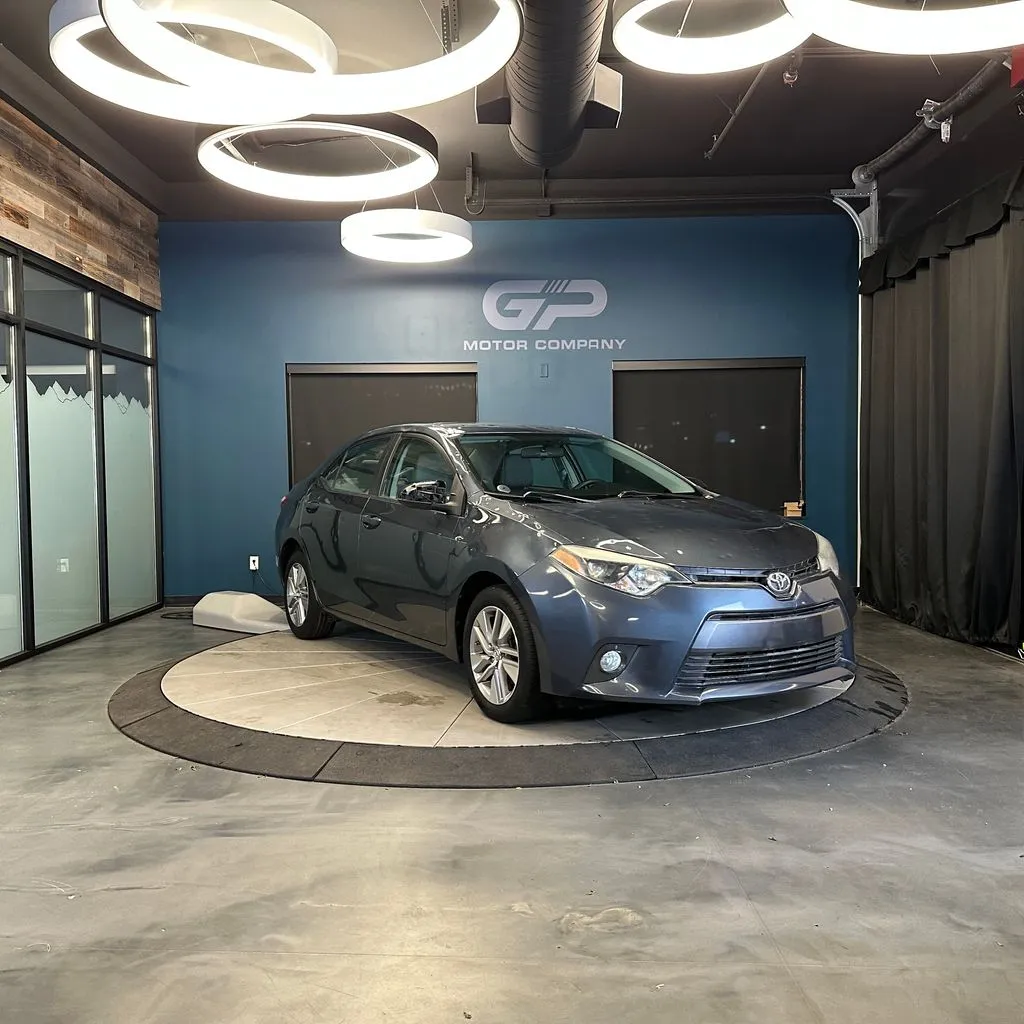 White 2021 Toyota Camry SE Nightshade for sale in Kaysville, UT