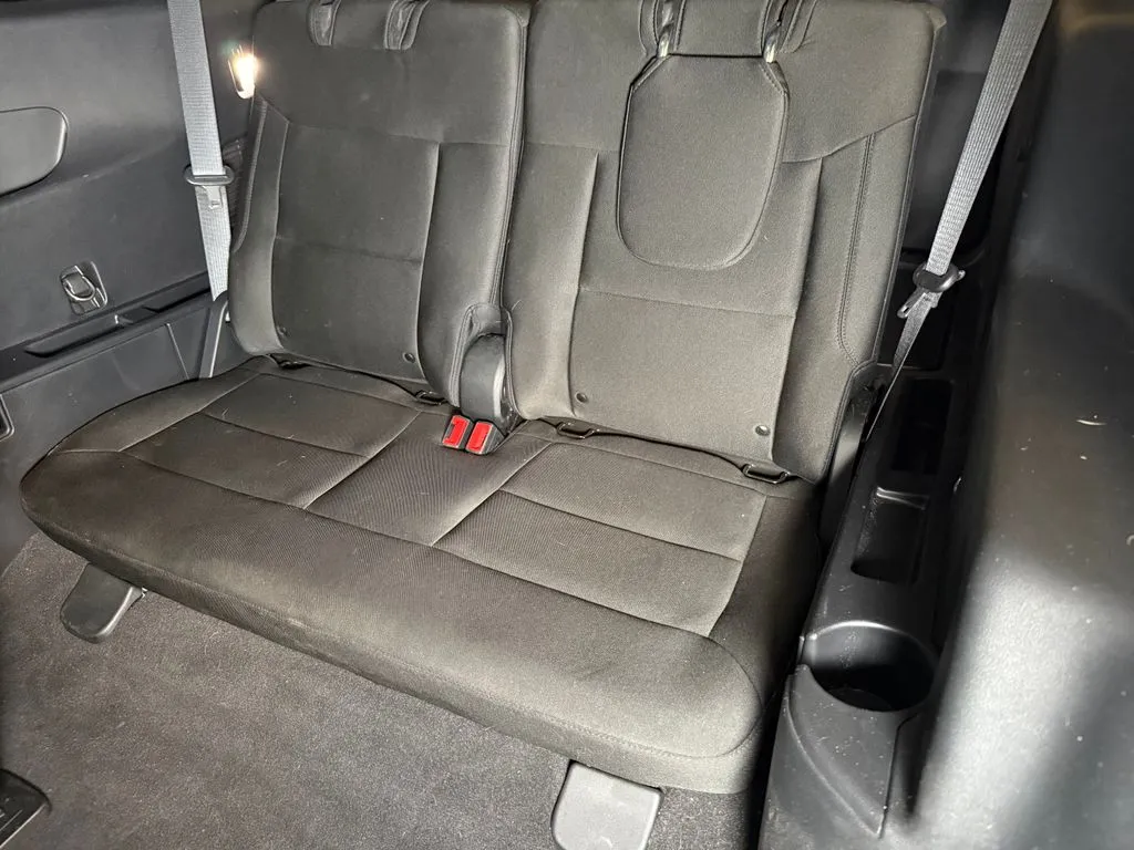 Ford Explorer photo 22