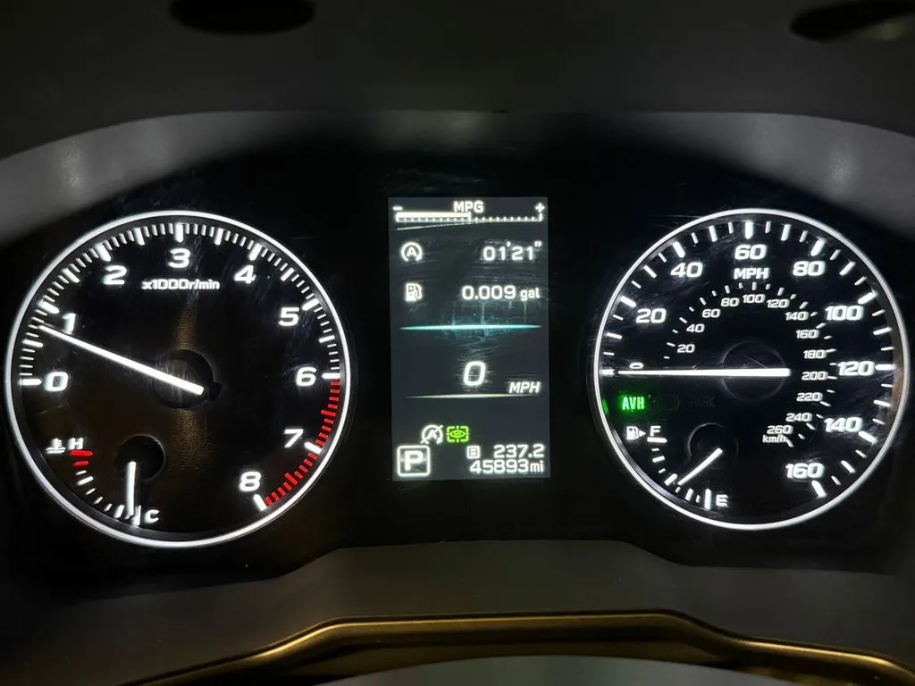 Subaru Legacy photo 10
