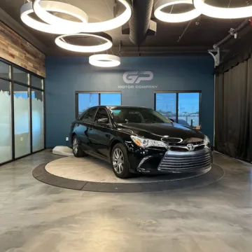 Black 2015 Toyota Camry XLE for sale in Kaysville, UT