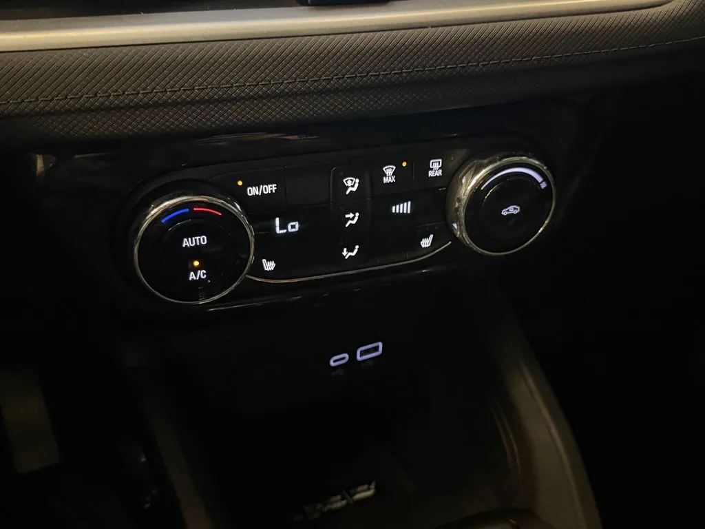 Chevrolet Trailblazer photo 15