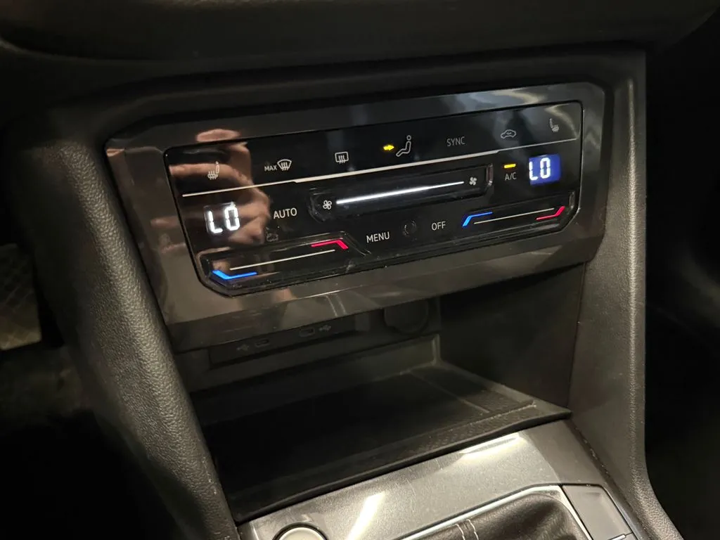 Volkswagen Tiguan photo 15
