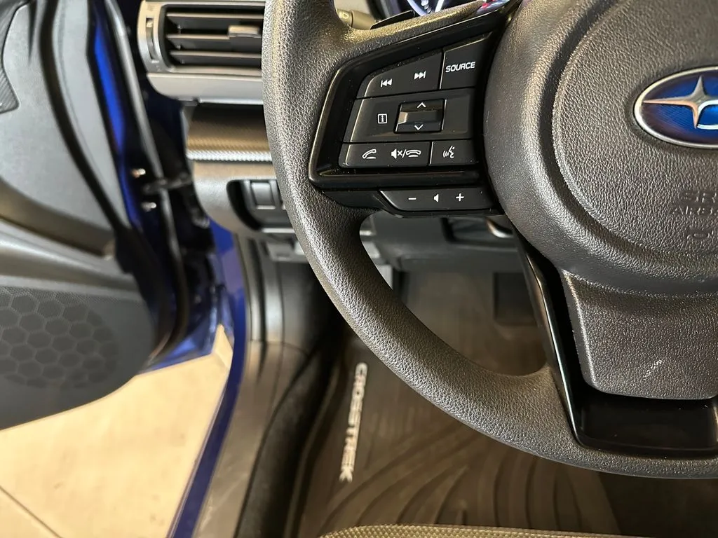 Subaru Crosstrek photo 11