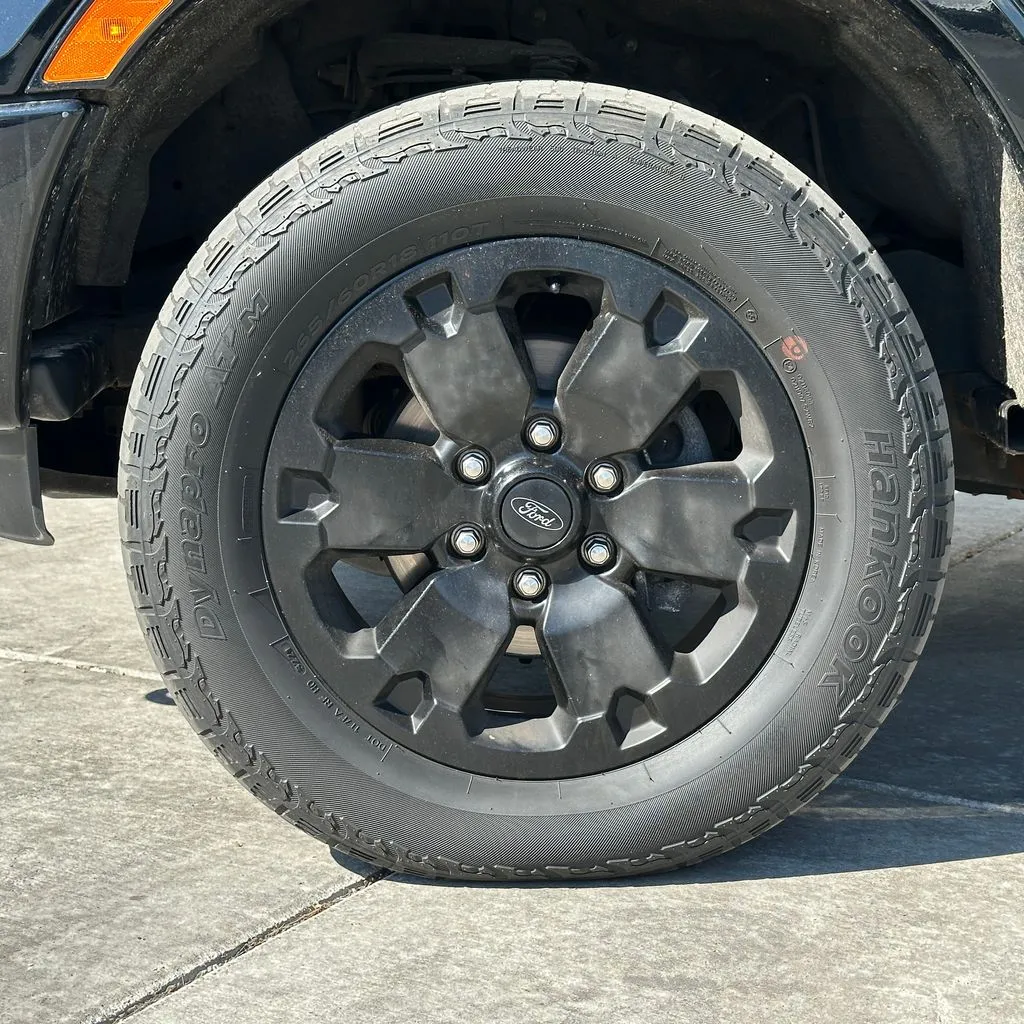 Ford Ranger photo 10