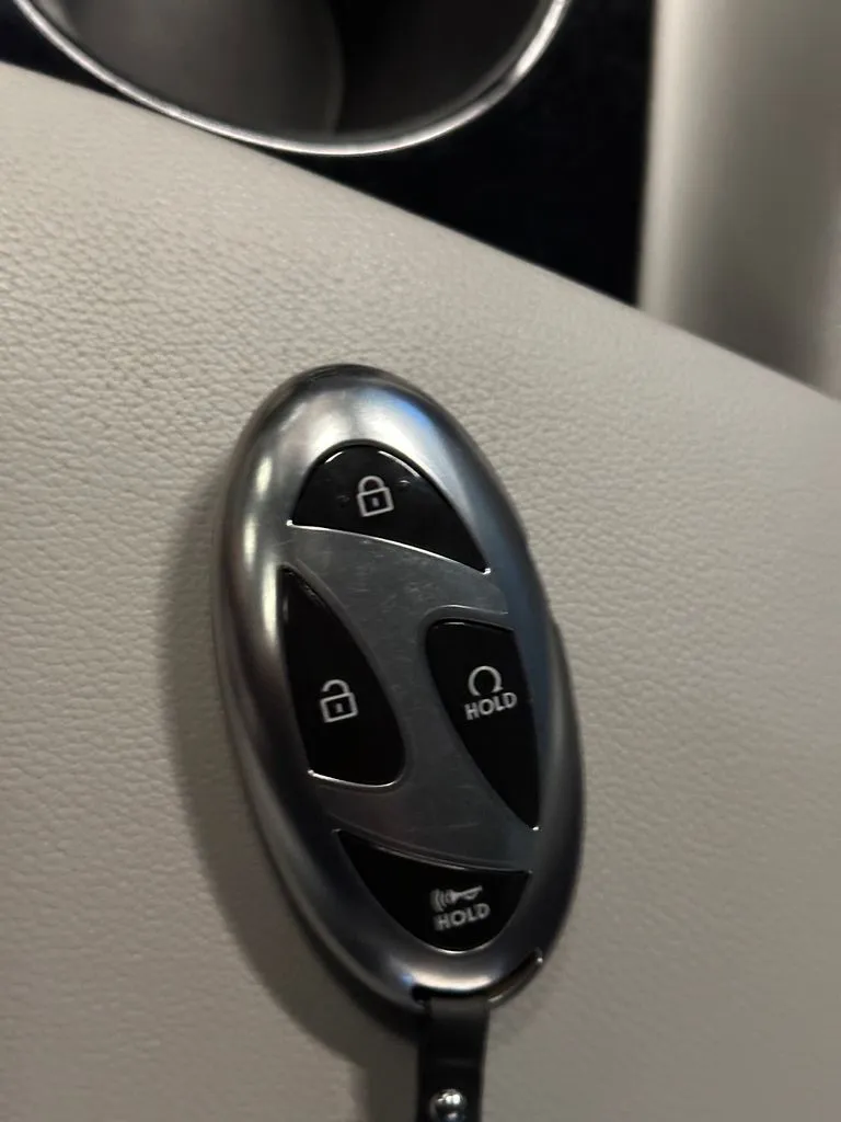Hyundai Elantra photo 17