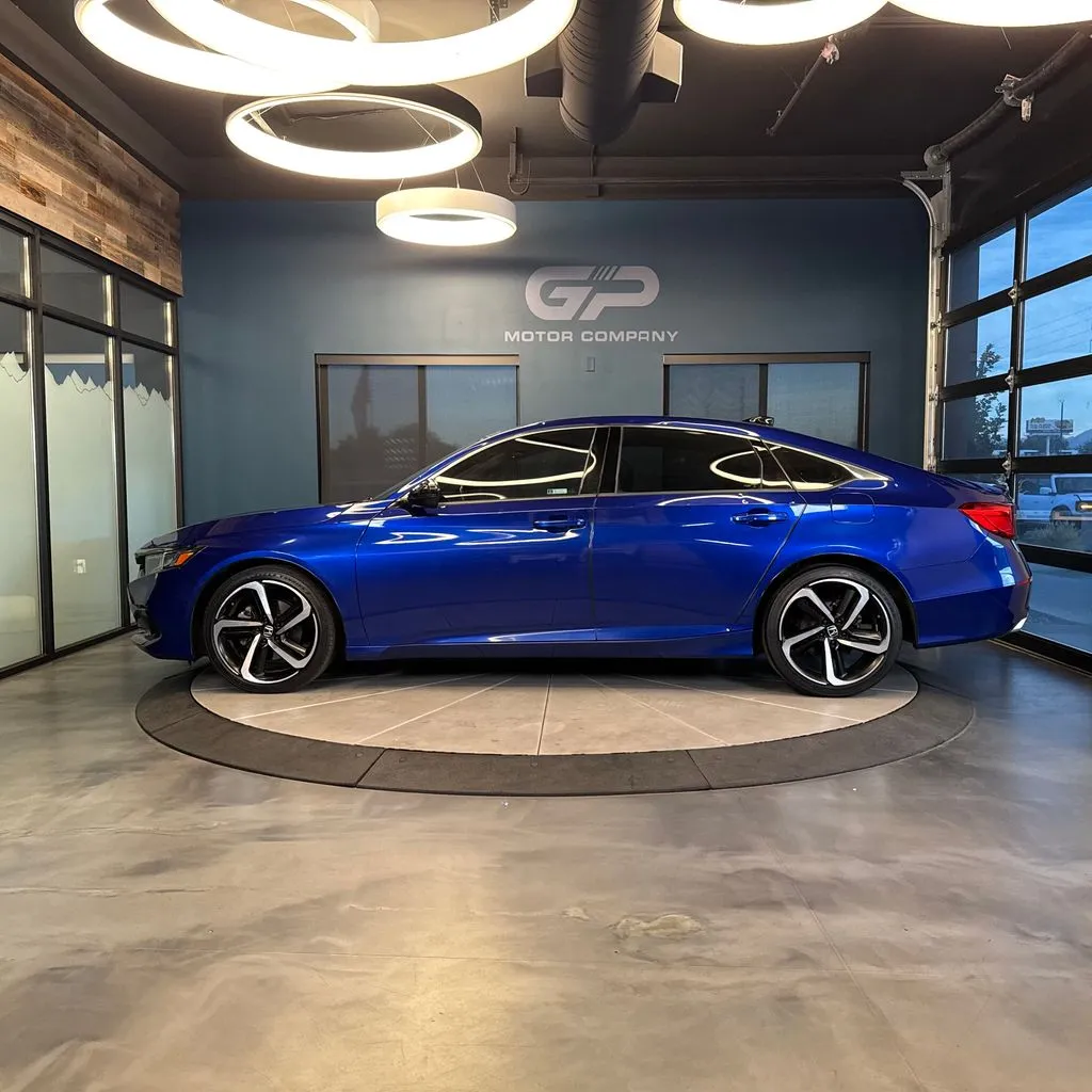 Honda Accord photo 6