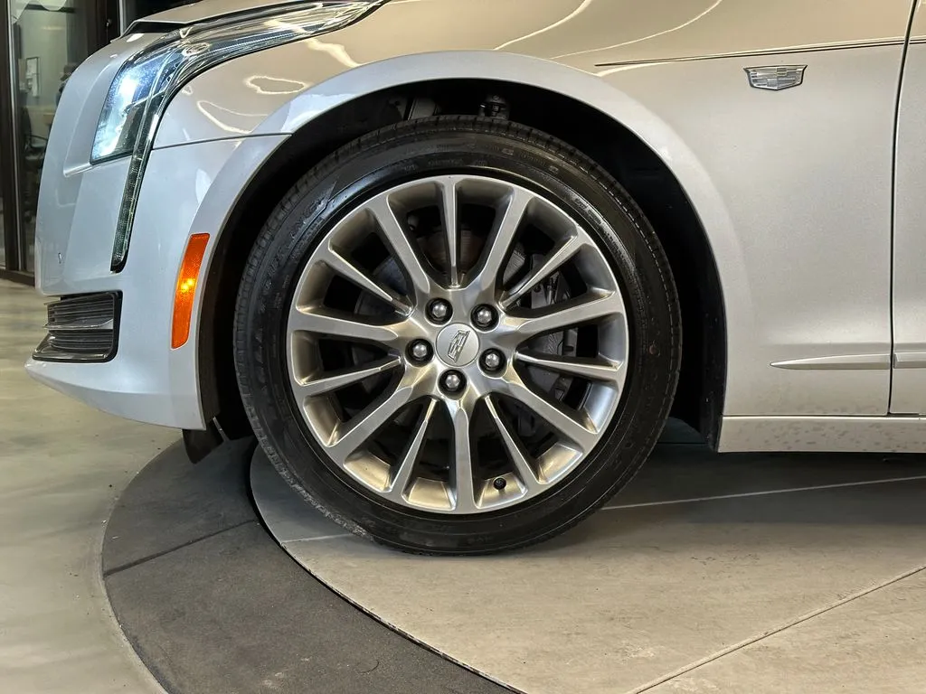 Cadillac CT6 photo 26