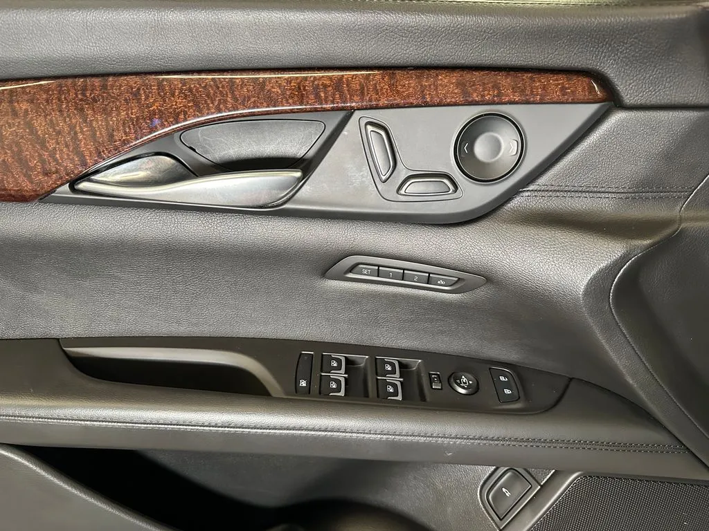 Cadillac CT6 photo 19