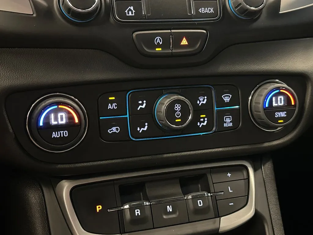 GMC Terrain photo 15