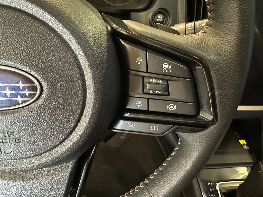 Subaru Forester photo 11