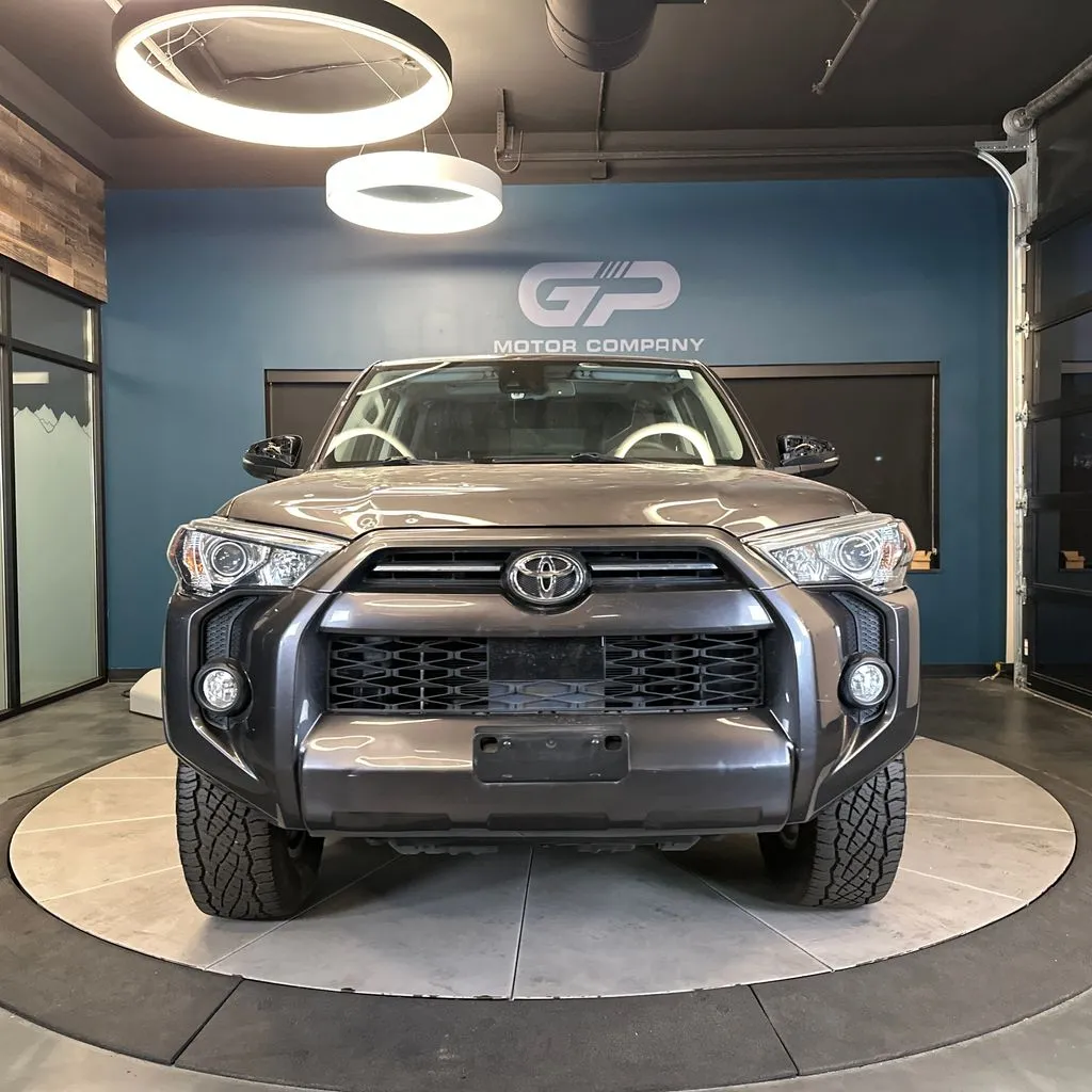 Toyota 4Runner photo 8