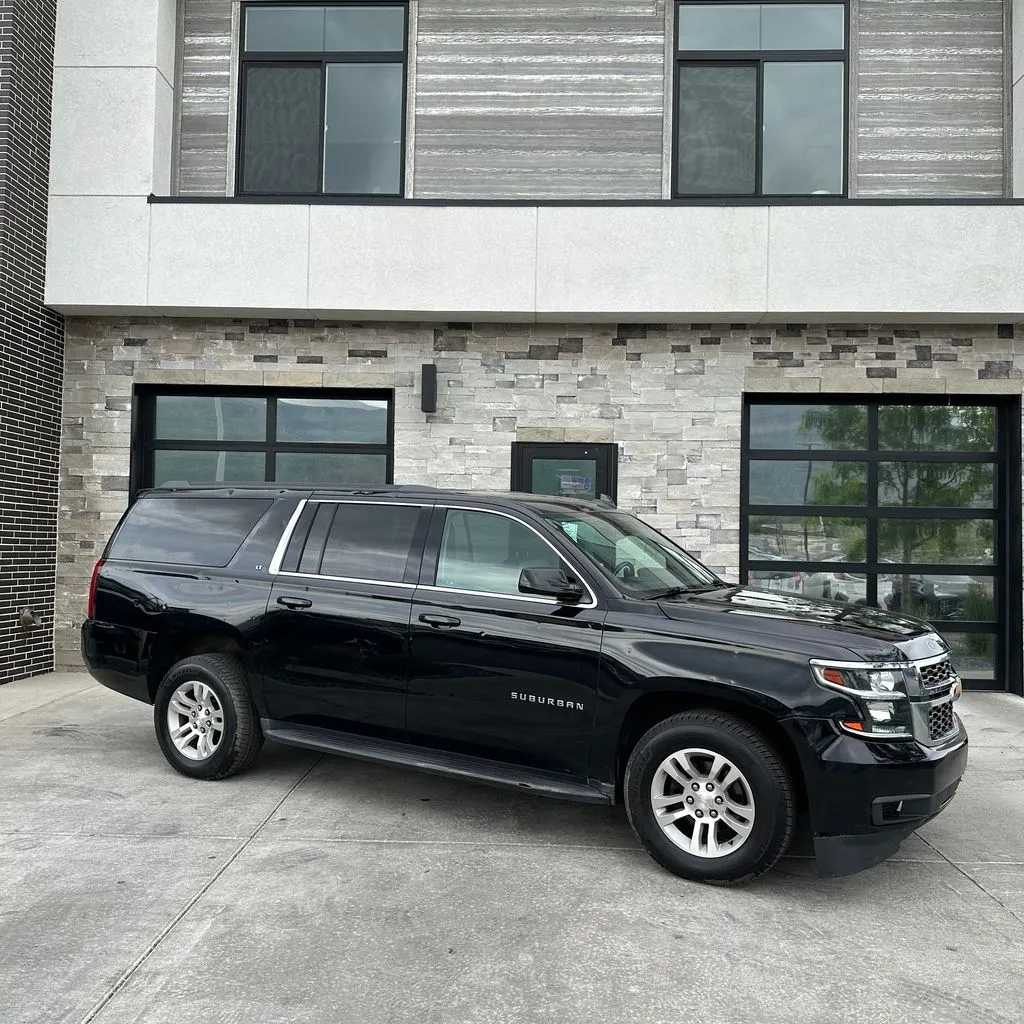 Black 2018 Chevrolet Suburban LT for sale in Kaysville, UT