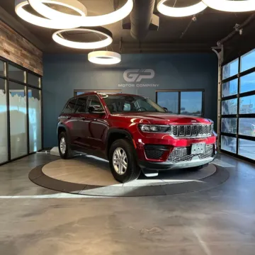 Red 2023 Jeep Grand Cherokee Laredo for sale in Kaysville, UT