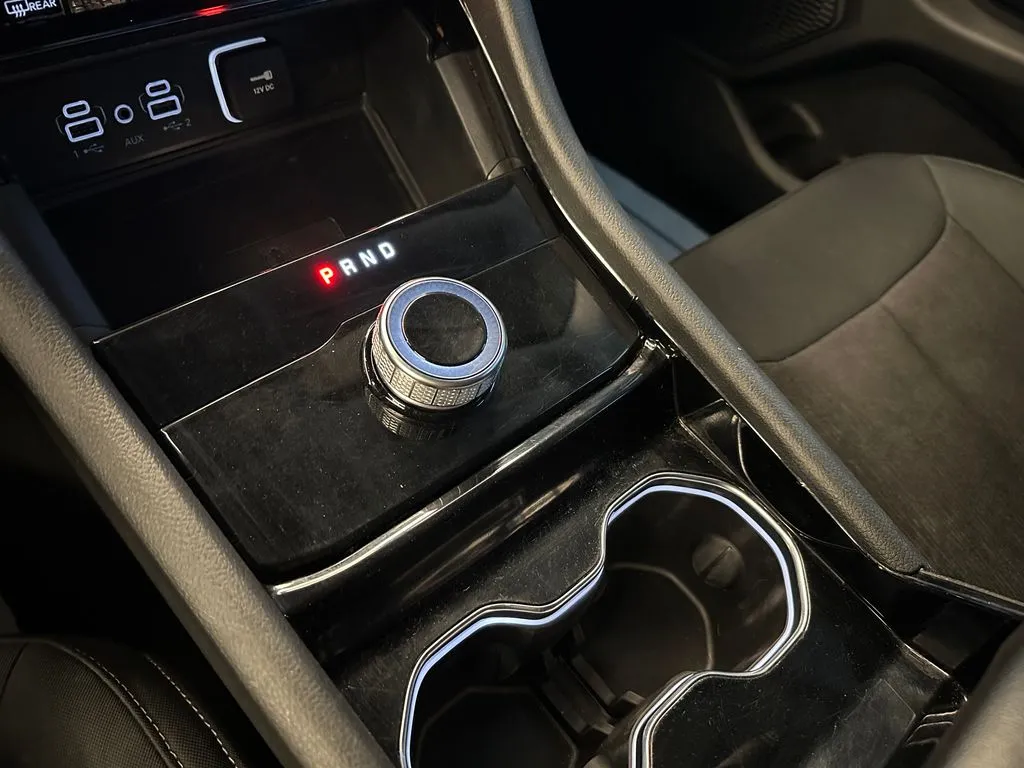 Jeep Grand Cherokee photo 15