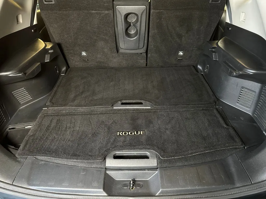 Nissan Rogue photo 22