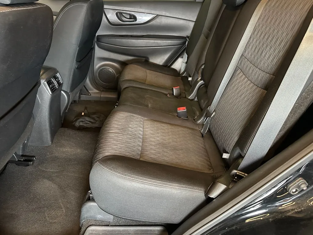 Nissan Rogue photo 21