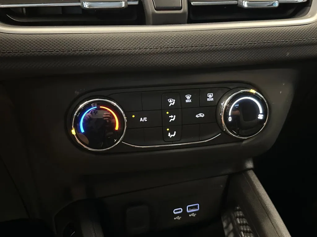 Chevrolet Trailblazer photo 15