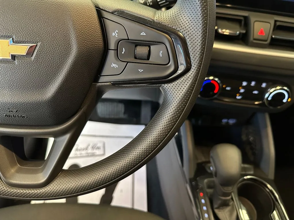 Chevrolet Trailblazer photo 12