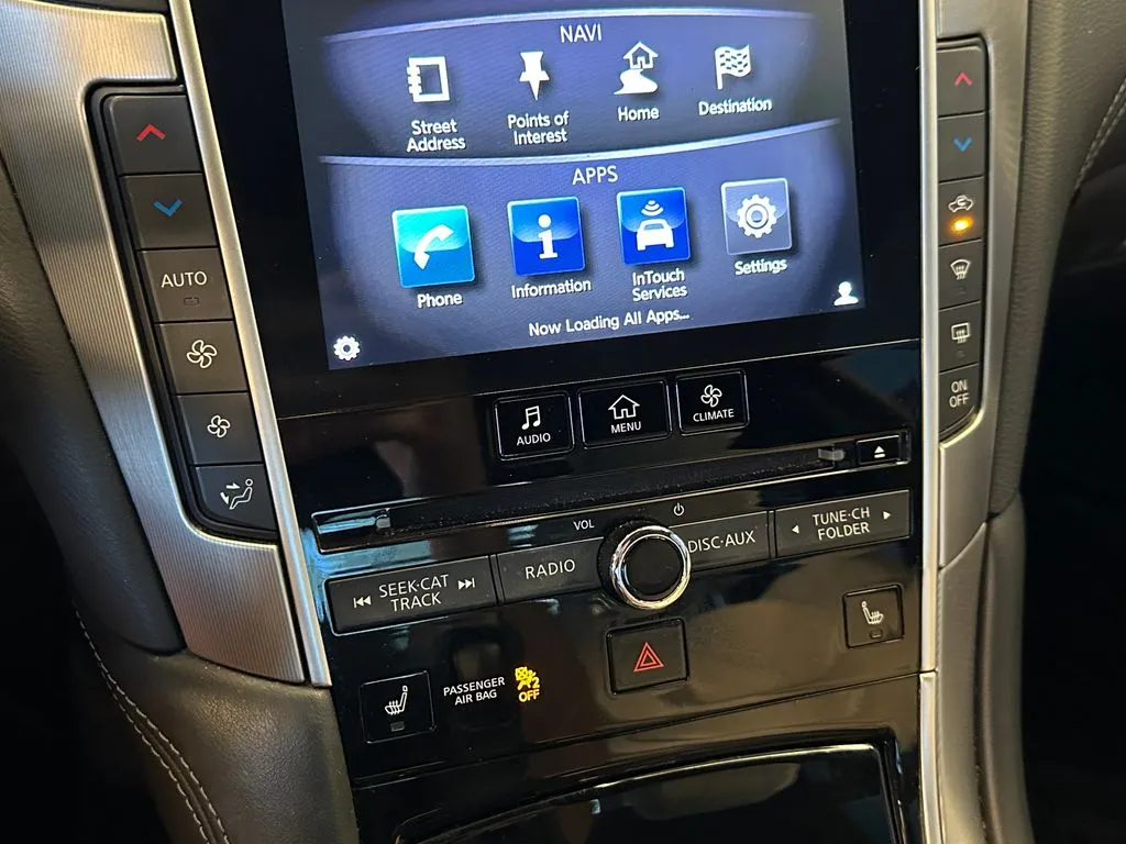 Infiniti Q60 photo 13