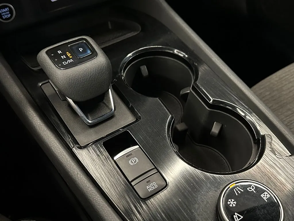 Nissan Rogue photo 16