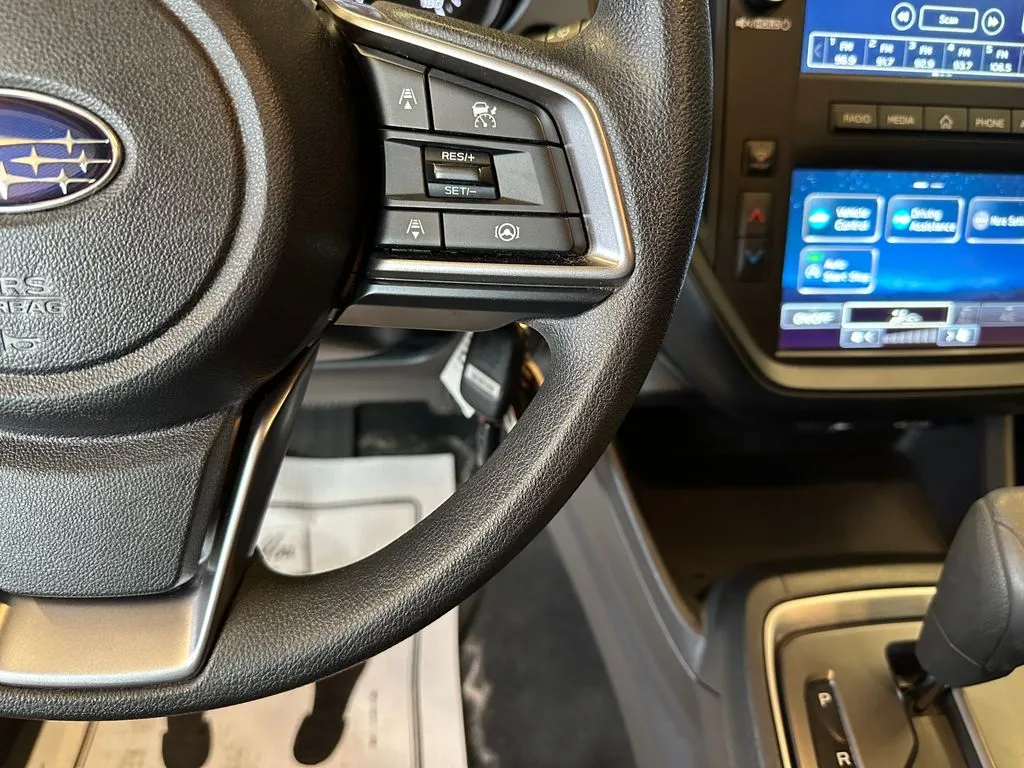 Subaru Impreza photo 12