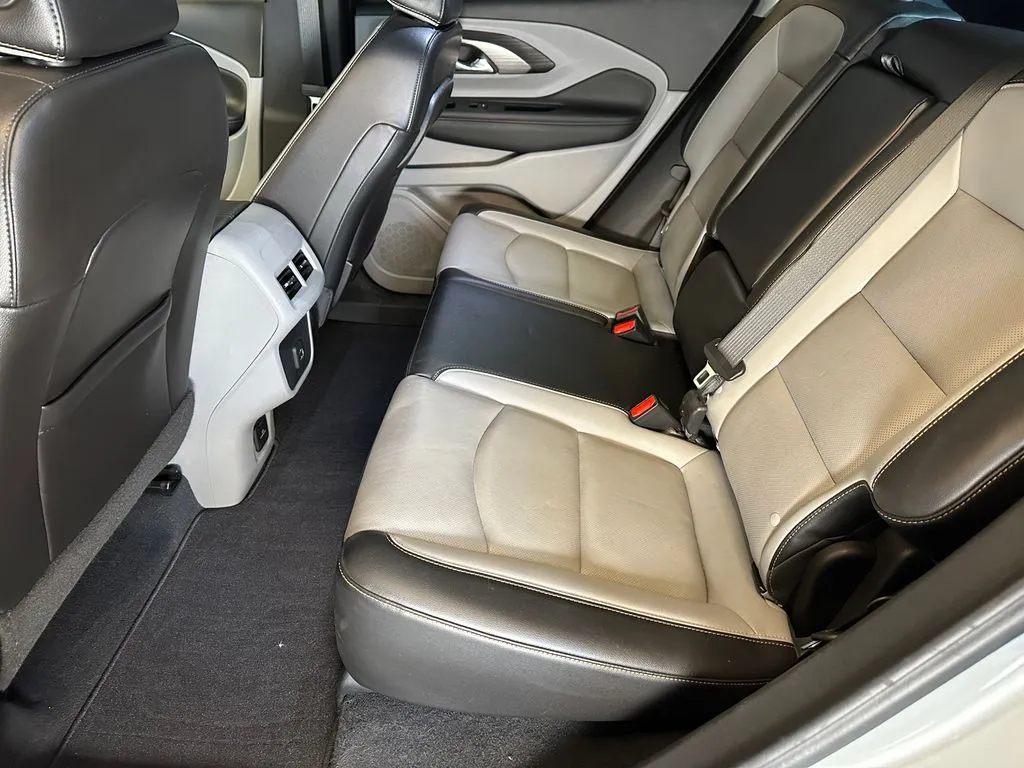 GMC Terrain photo 21