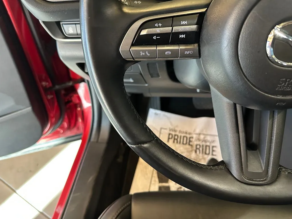 Mazda CX-30 photo 10