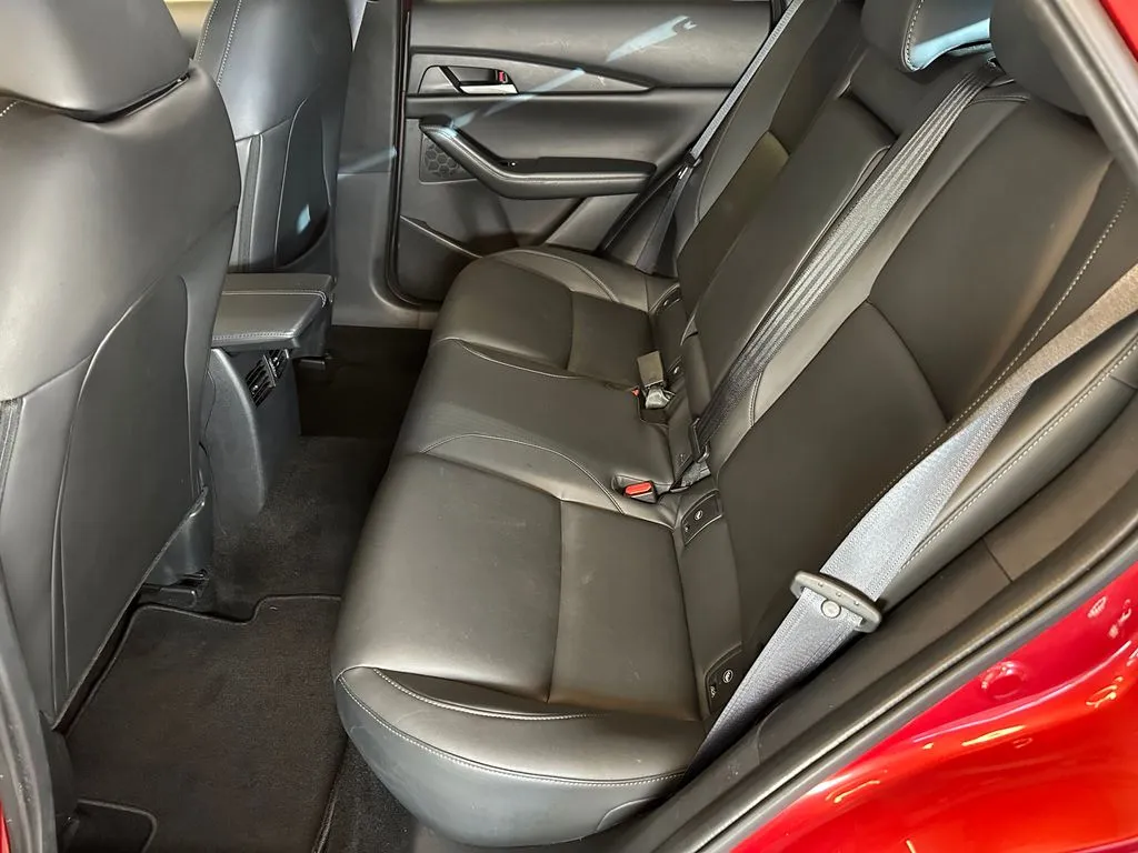 Mazda CX-30 photo 20