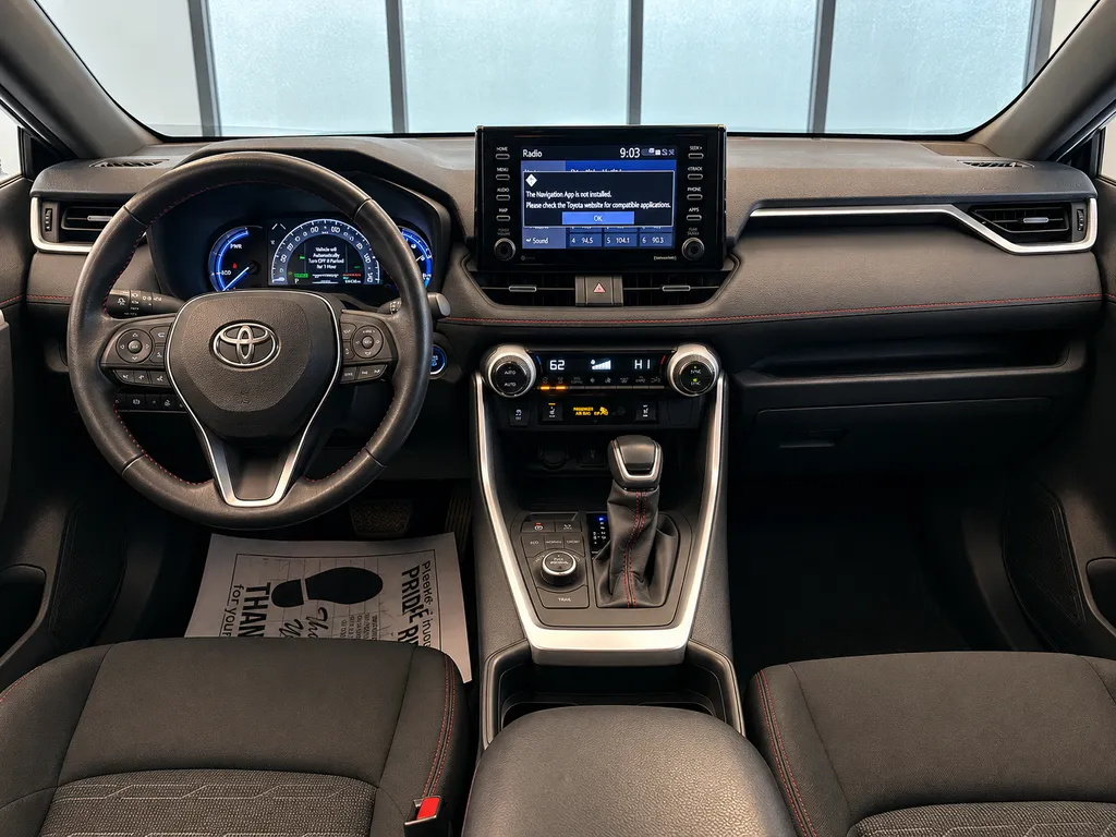Toyota RAV4 photo 9