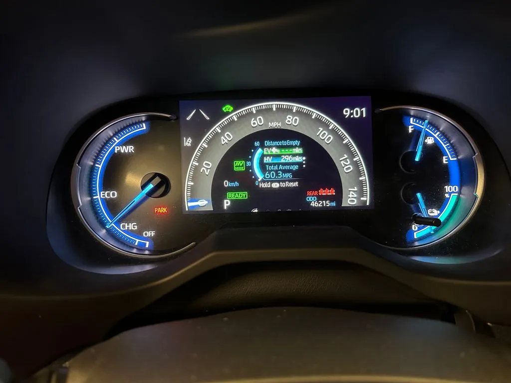 Toyota RAV4 photo 10