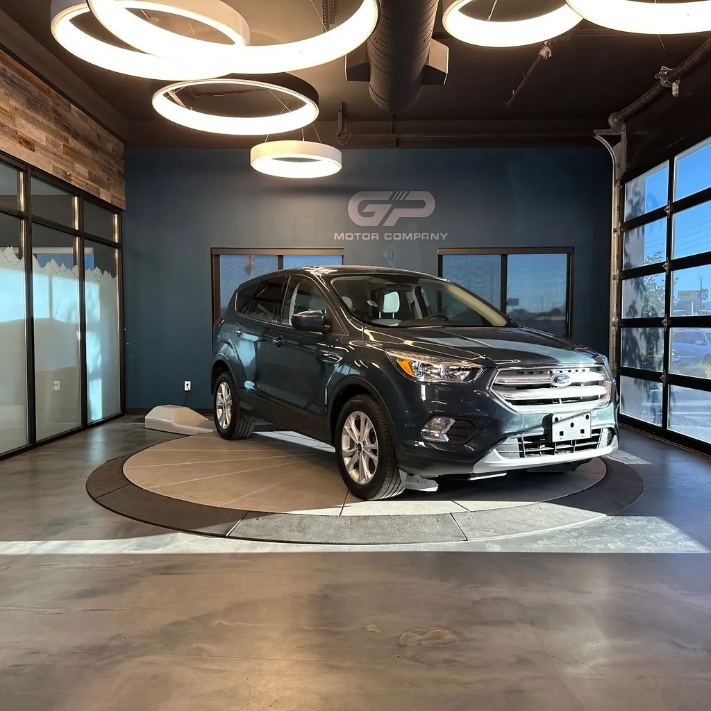 Green 2019 Ford Escape SE for sale in Kaysville, UT