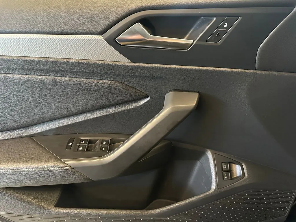 Volkswagen Jetta photo 19
