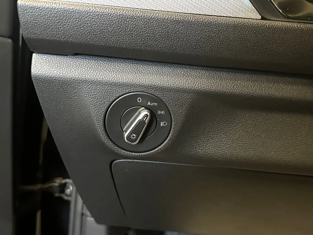 Volkswagen Jetta photo 18