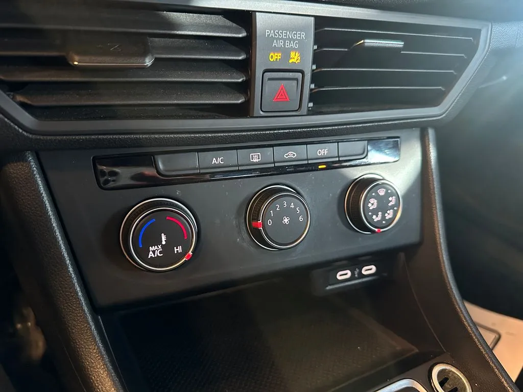 Volkswagen Jetta photo 15